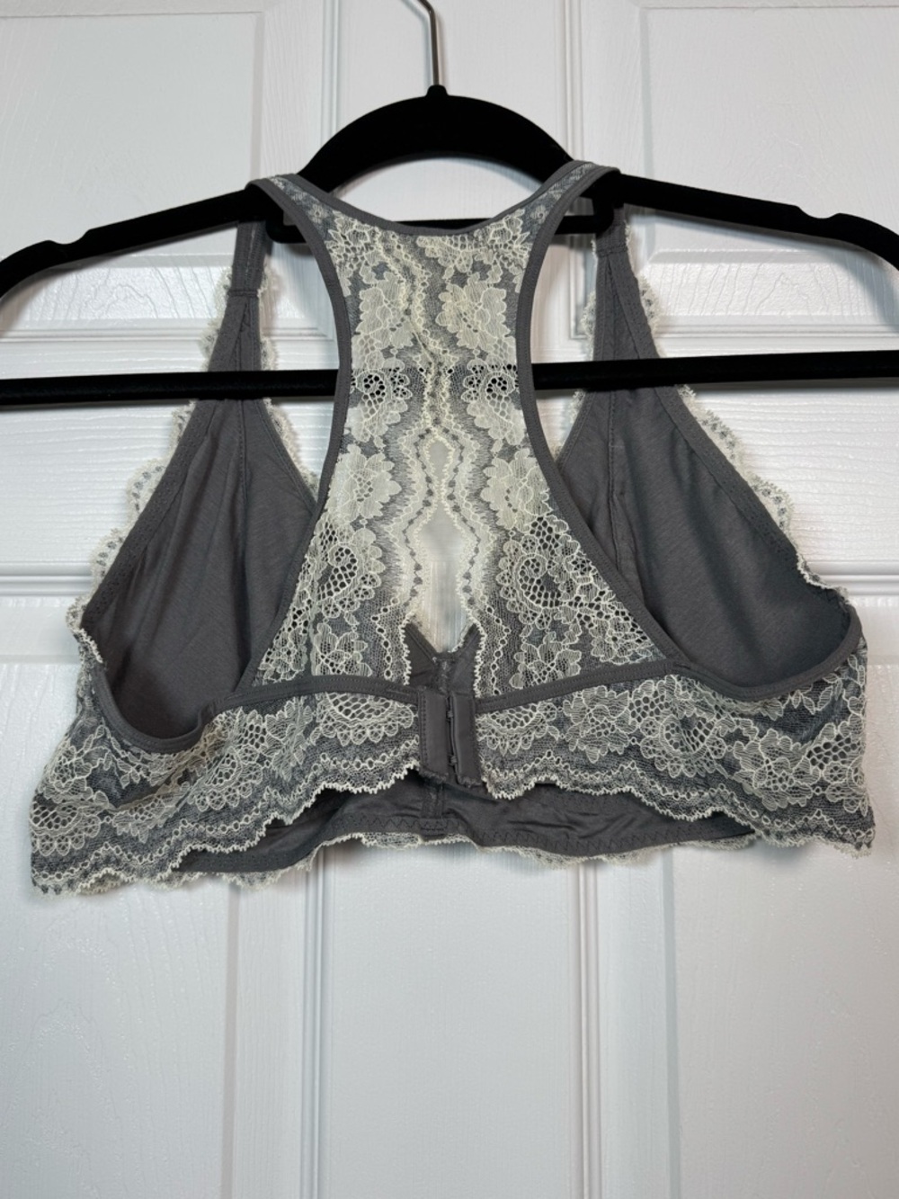 Felina Lace Bralette Gray Cream Racerback Soft Stretch XL - Picture 3 of 5